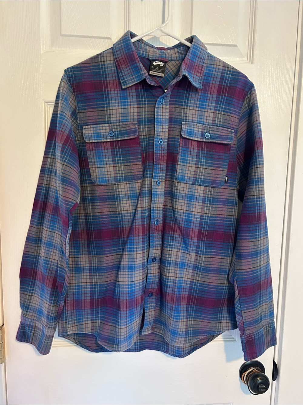 Nike SB Plaid Woven Long Sleeve Flannel Shirt